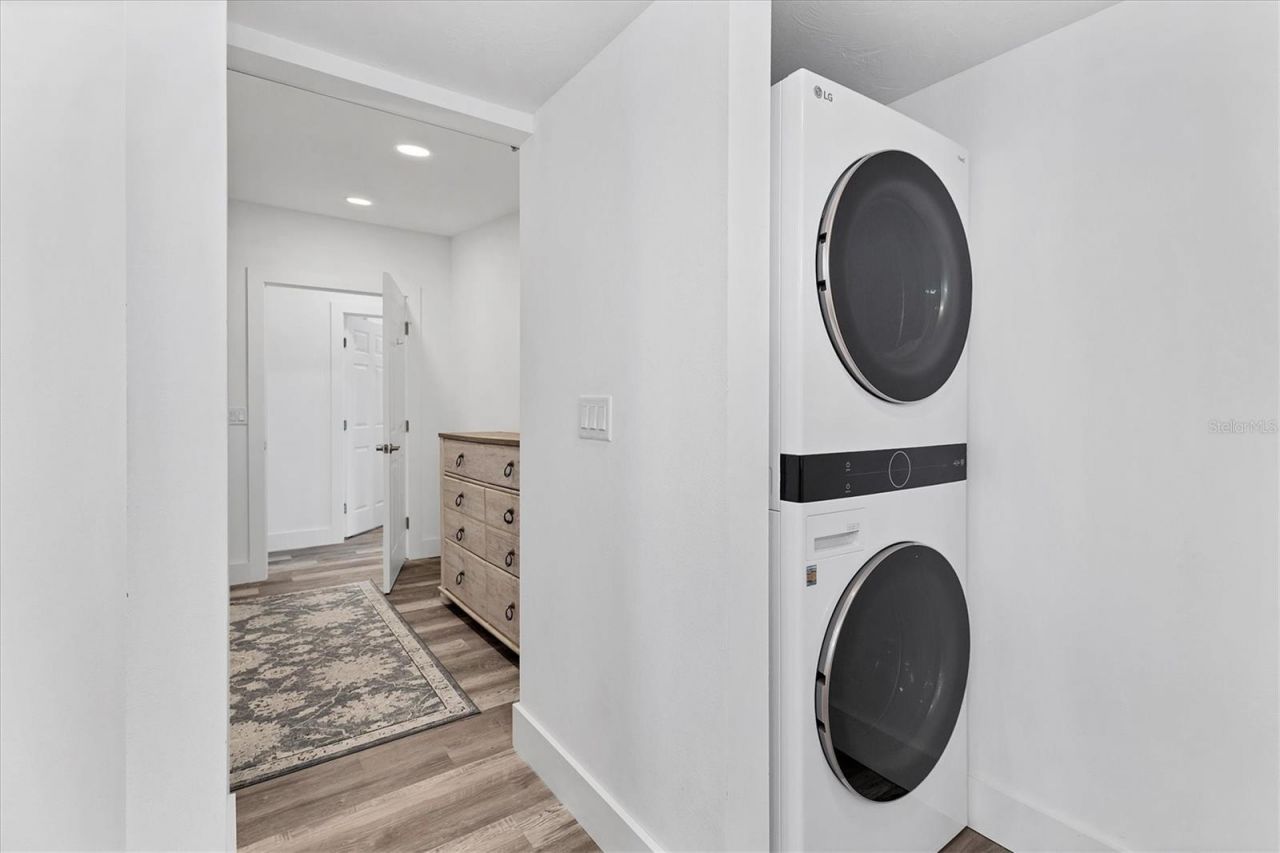 2009 Iowa Avenue, Bradenton, FL 34207 Photo