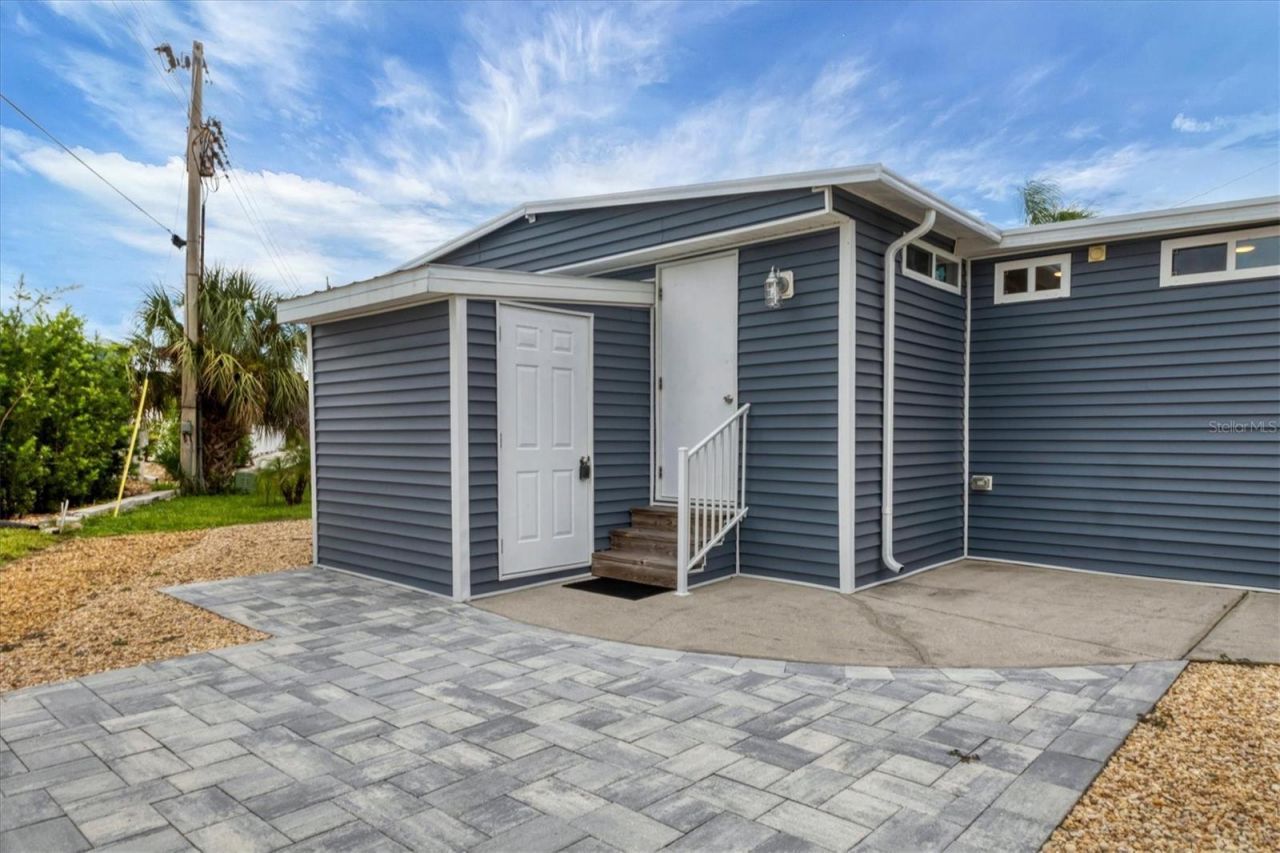 2009 Iowa Avenue, Bradenton, FL 34207 Photo