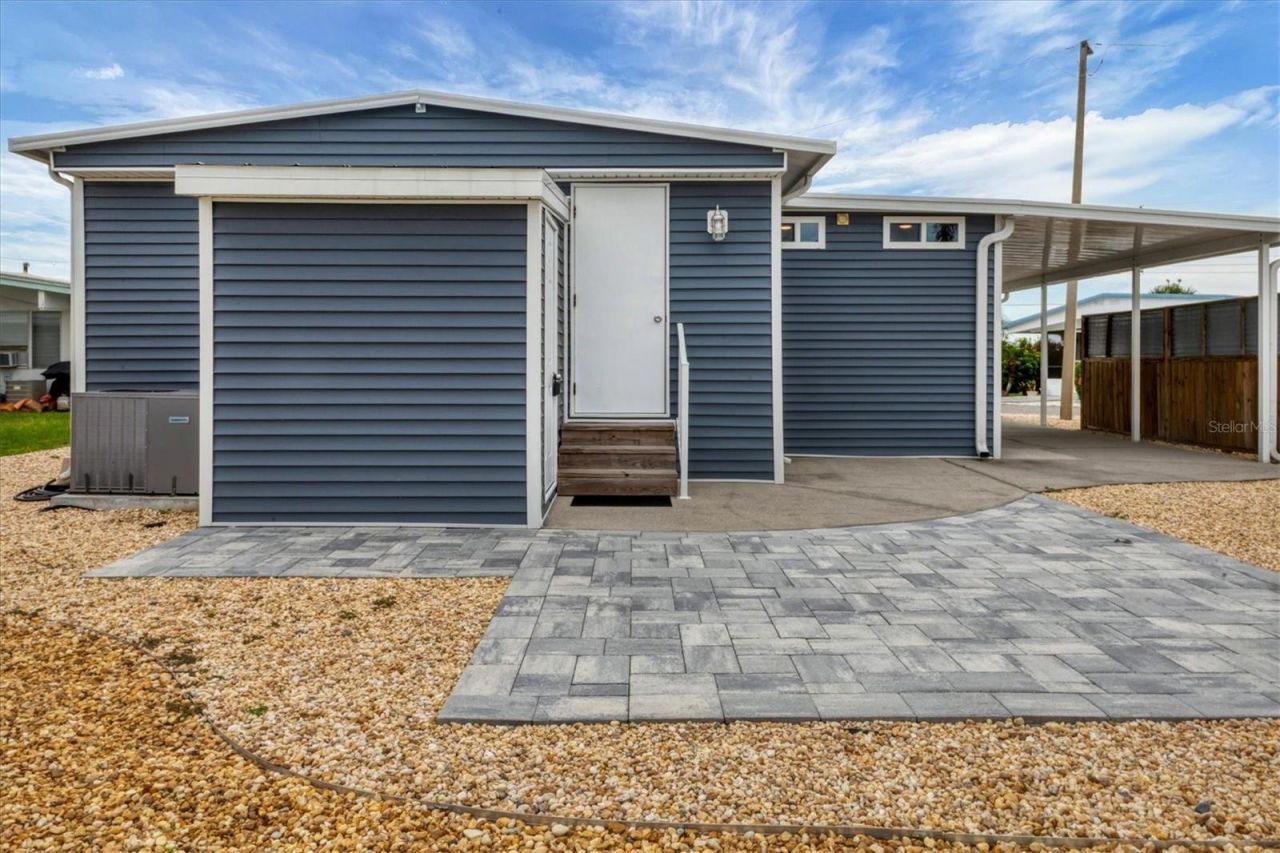 2009 Iowa Avenue, Bradenton, FL 34207 Photo