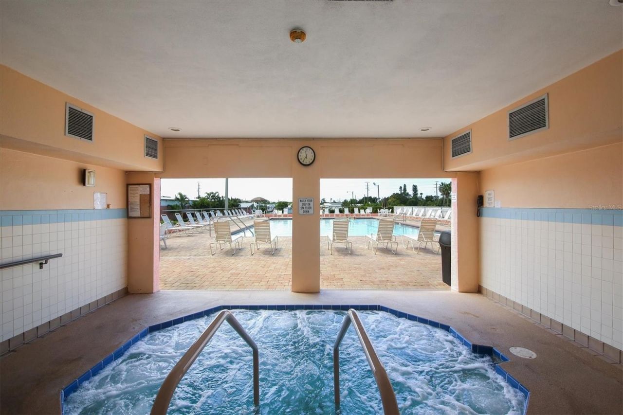 2009 Iowa Avenue, Bradenton, FL 34207 Photo