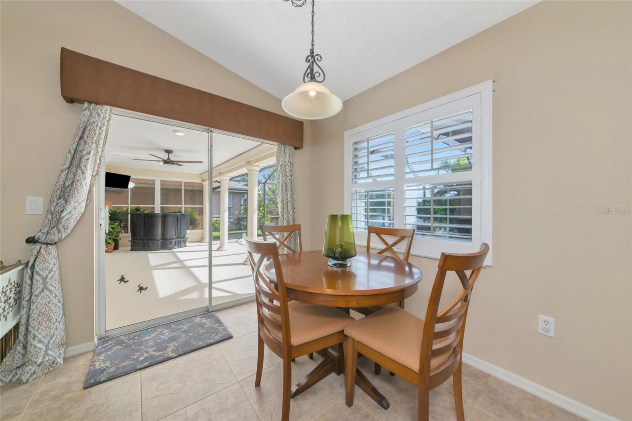 5717 28th Street E, Bradenton, FL 34203 Photo