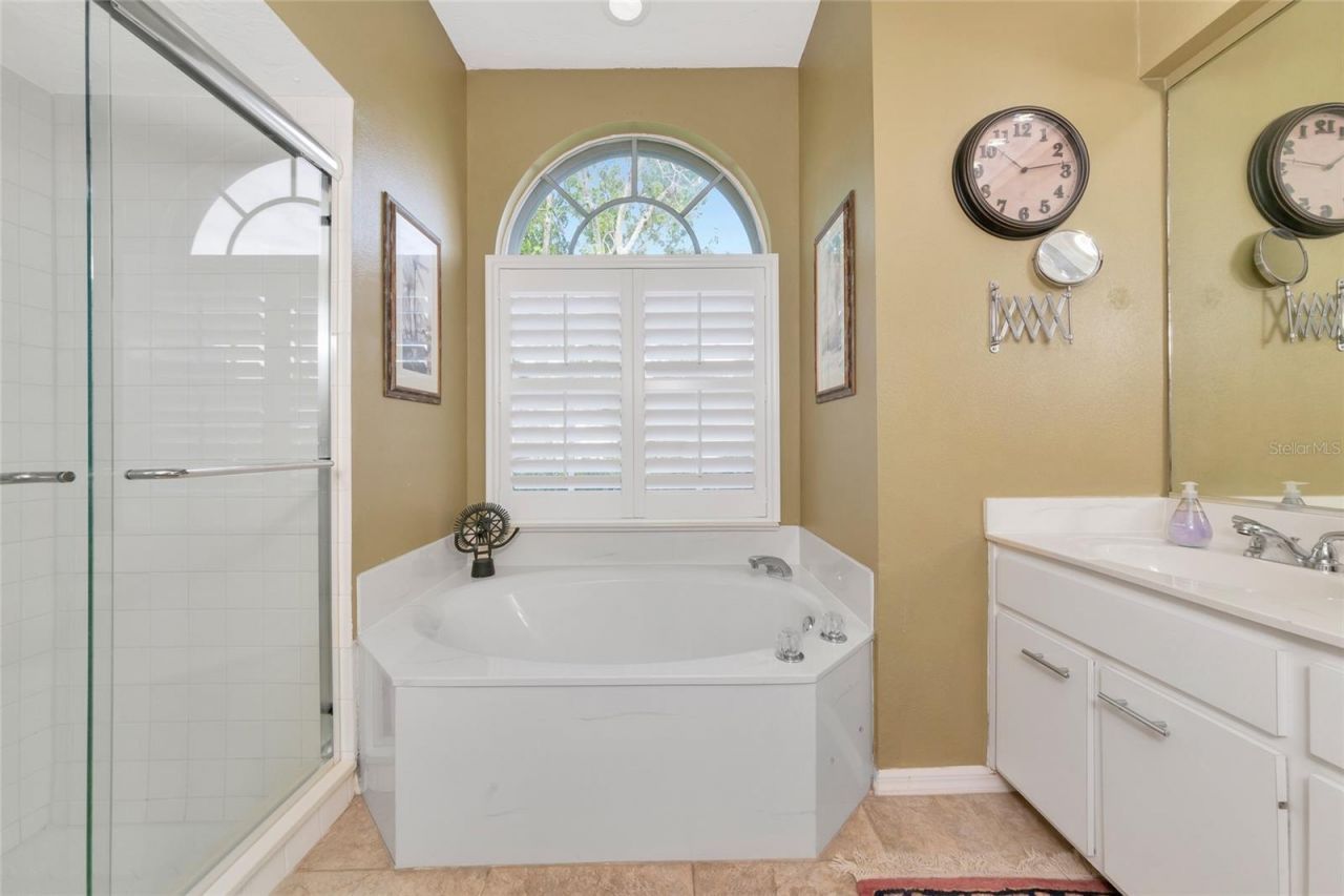 5717 28th Street E, Bradenton, FL 34203 Photo