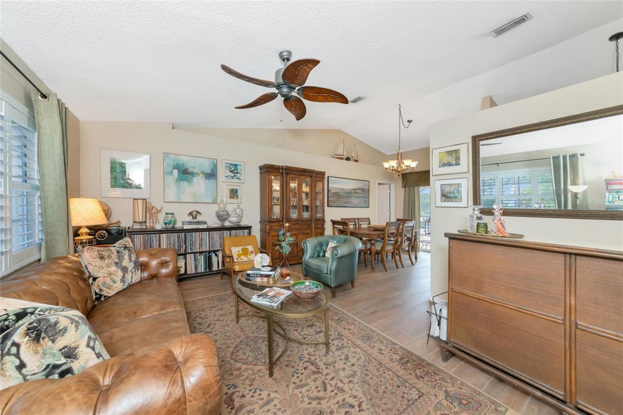 5717 28th Street E, Bradenton, FL 34203 Photo