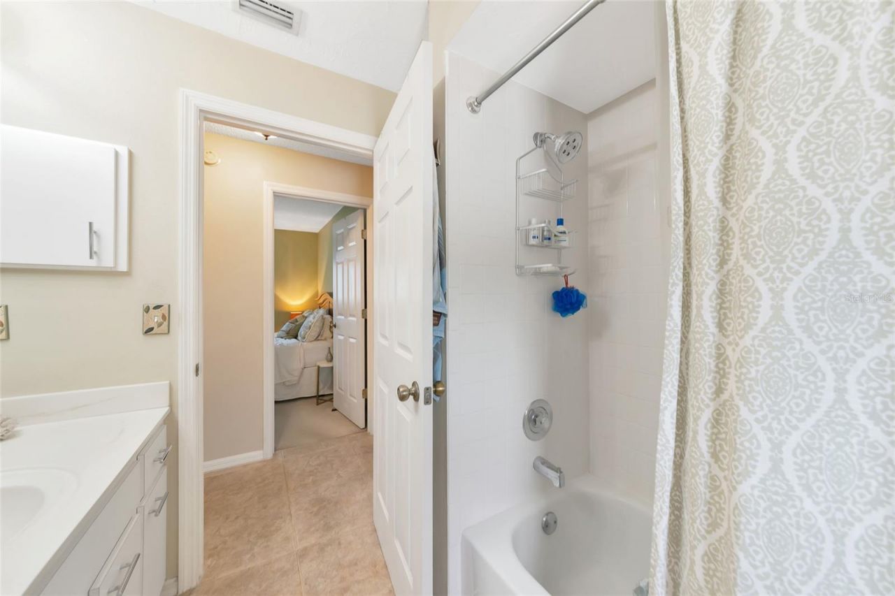 5717 28th Street E, Bradenton, FL 34203 Photo