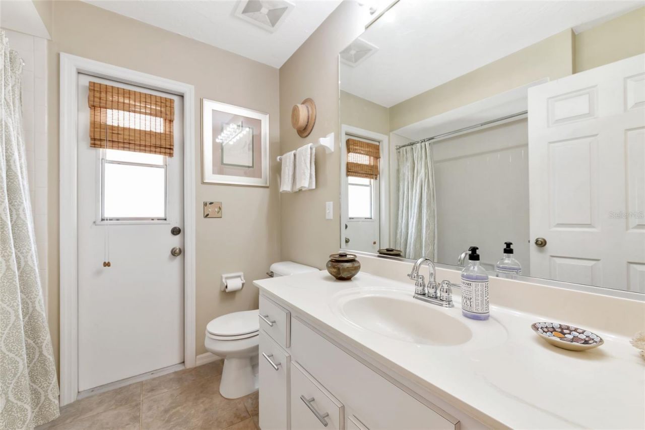 5717 28th Street E, Bradenton, FL 34203 Photo