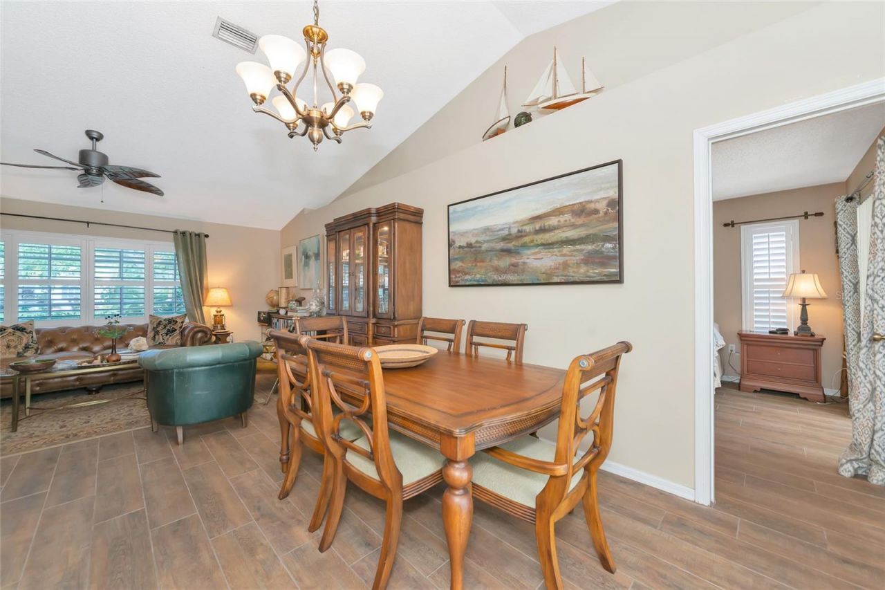 5717 28th Street E, Bradenton, FL 34203 Photo