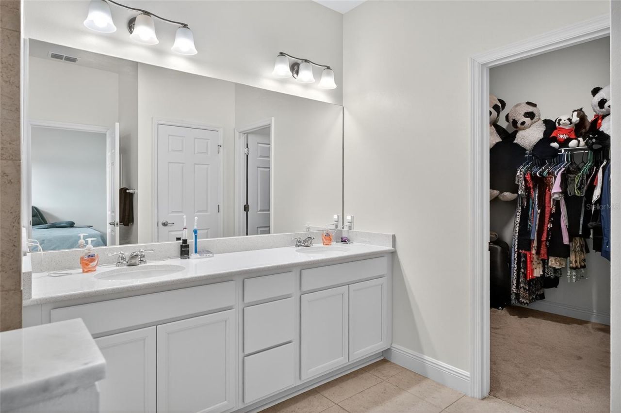 4398 Lago Vista Drive, Sebastian, FL 32976 Photo