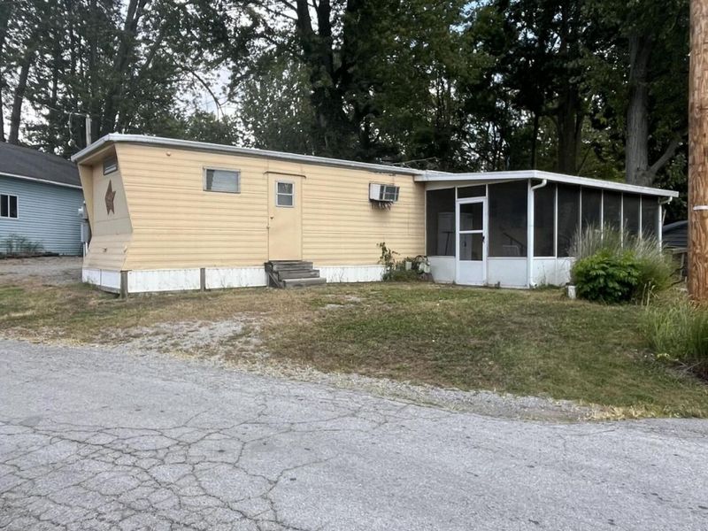 9246 Elm Drive, Lakeview, OH 43331 Photo 1