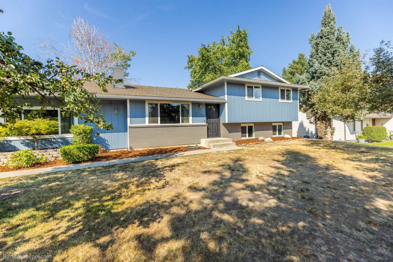 4328 S Farr Rd, Spokane Valley, WA 99206 Main Photo