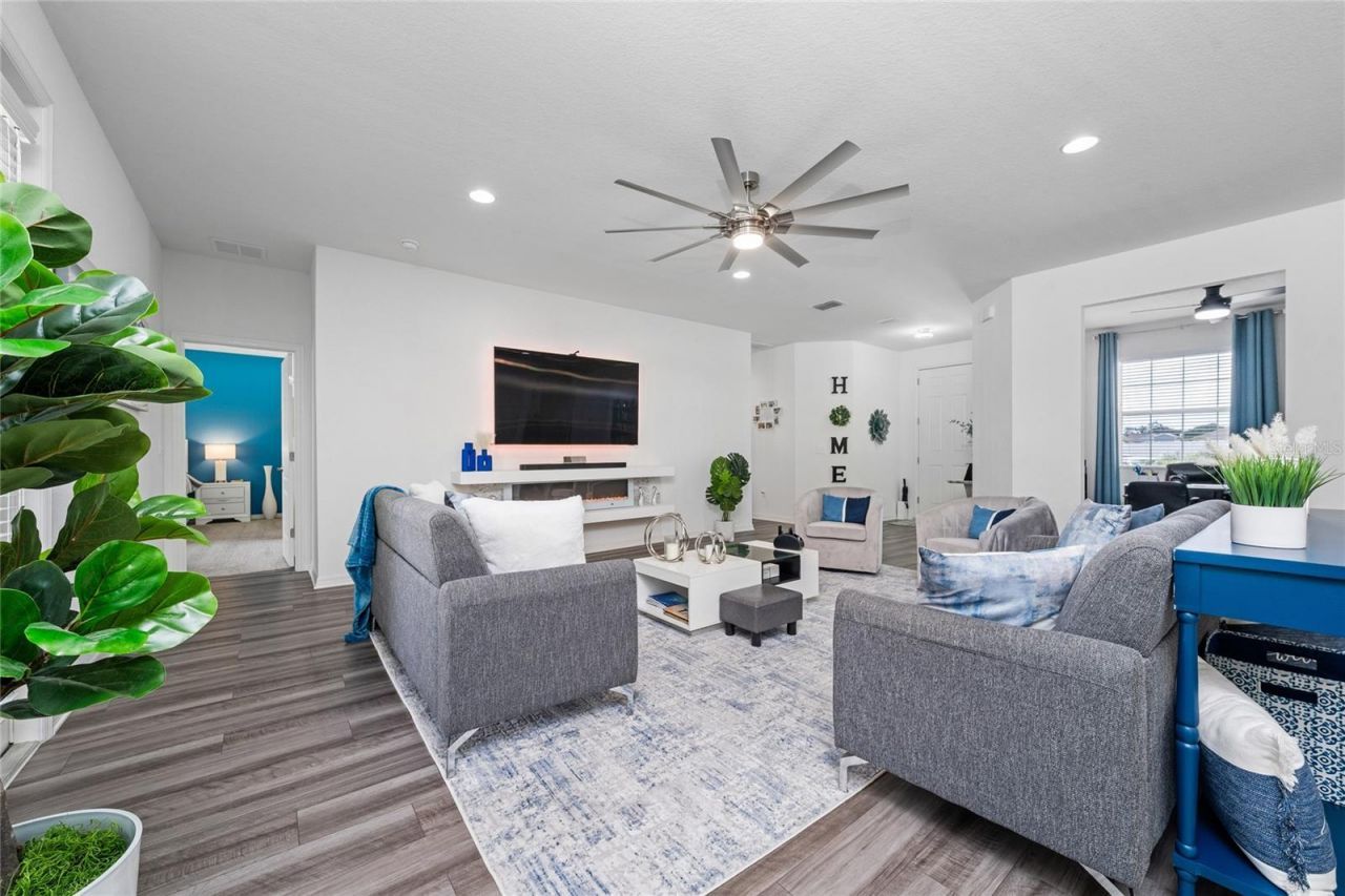 252 Samantha Ave,, Auburndale, FL 33823 Photo