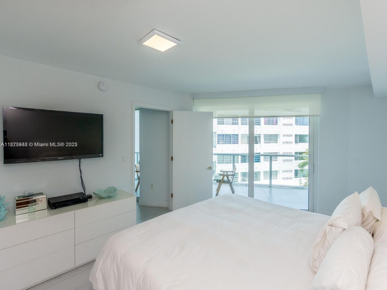 9821 E Bay Harbor Dr, Unit 502, Bay Harbor Islands, FL 33154 Photo