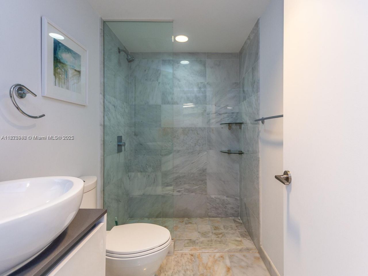 9821 E Bay Harbor Dr, Unit 502, Bay Harbor Islands, FL 33154 Photo