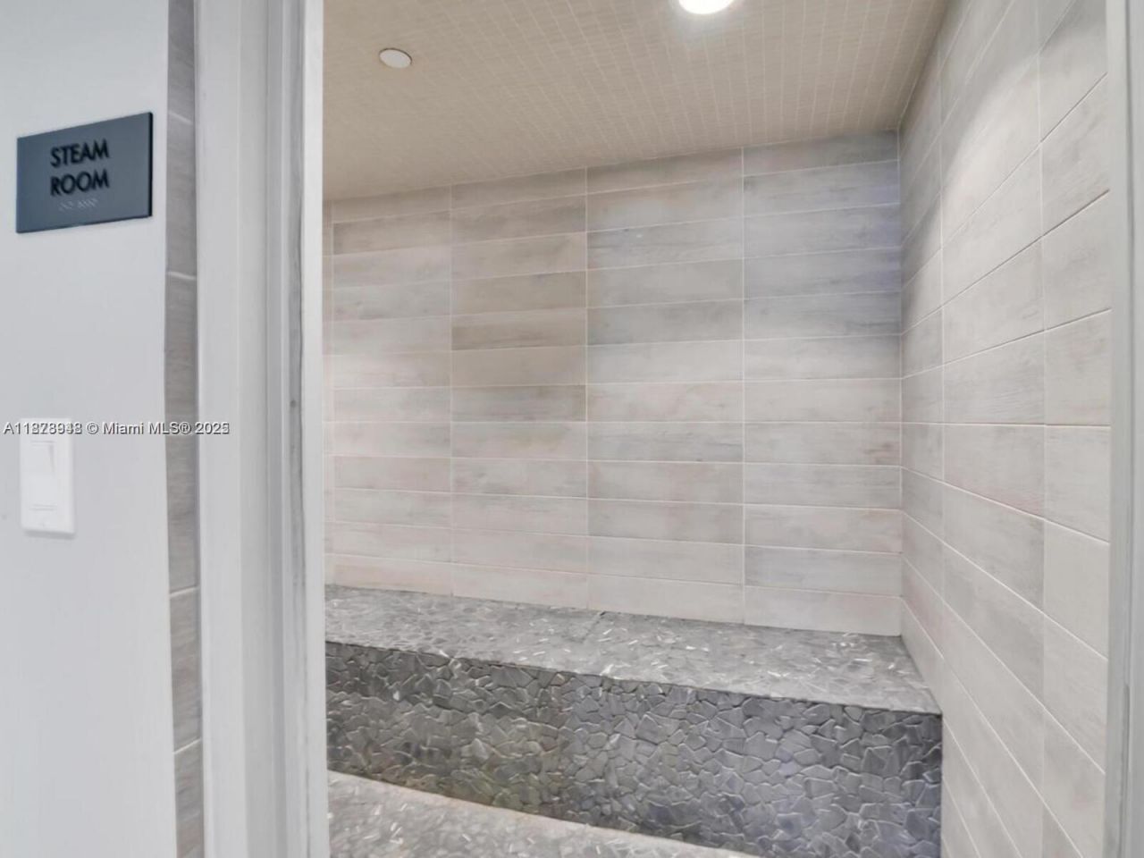 9821 E Bay Harbor Dr, Unit 502, Bay Harbor Islands, FL 33154 Photo