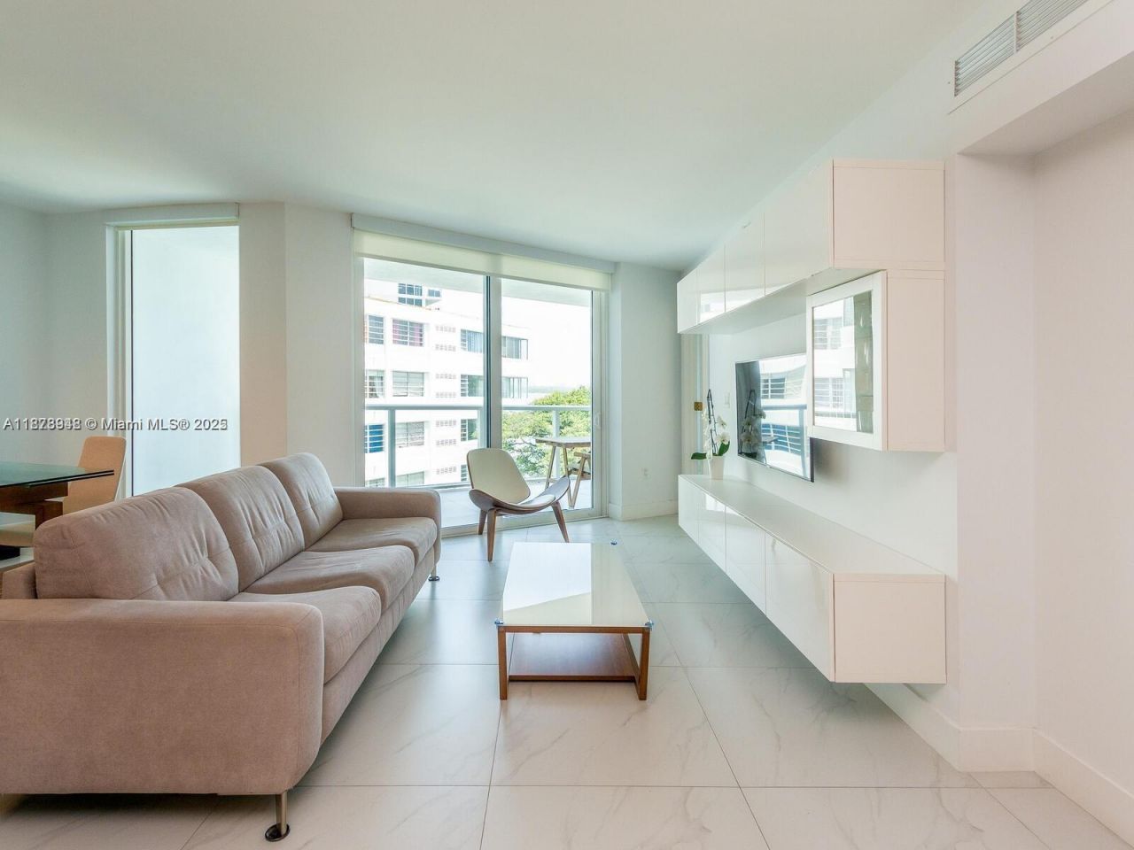 9821 E Bay Harbor Dr, Unit 502, Bay Harbor Islands, FL 33154 Photo