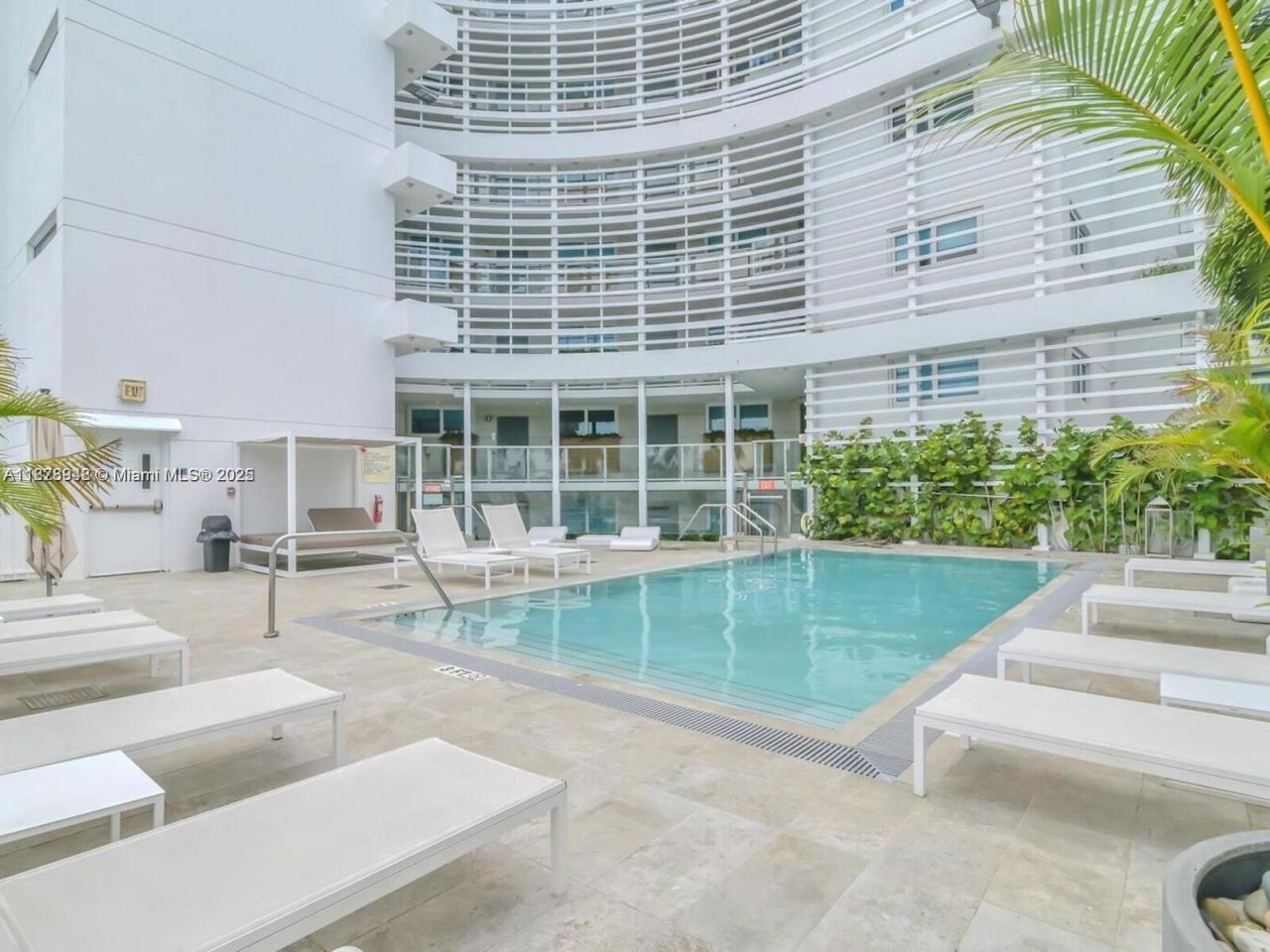 9821 E Bay Harbor Dr, Unit 502, Bay Harbor Islands, FL 33154 Photo