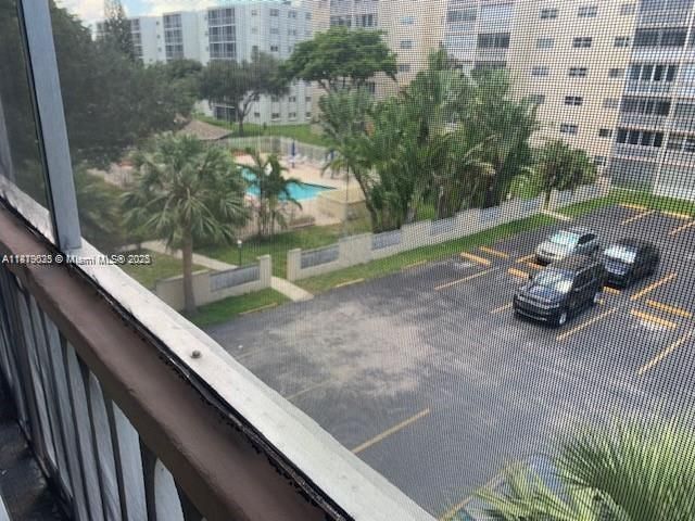 901 NE 14th Ave, Unit 407, Hallandale Beach, FL 33009 Photo