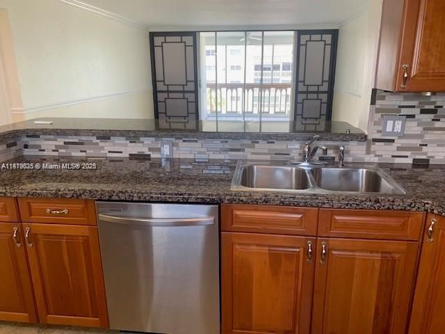 901 NE 14th Ave, Unit 407, Hallandale Beach, FL 33009 Photo