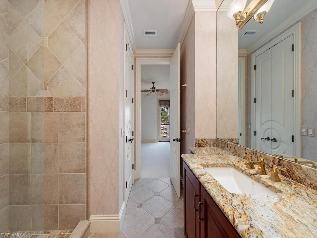651 21st Ave S, Naples, FL 34102 Photo