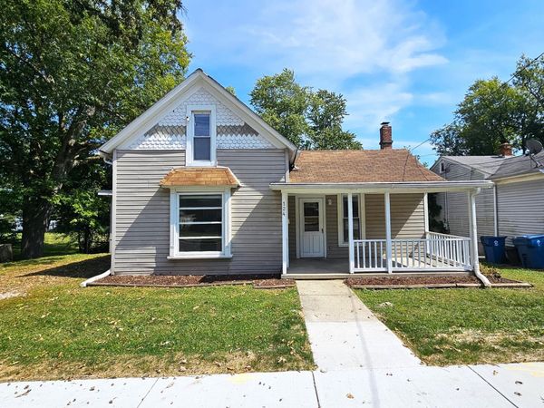 124 N Liberty Street, Lowell, IN 46356