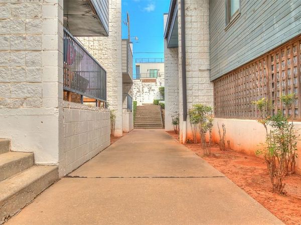 915 NW 7th Street, Unit 105, Oklahoma City, OK 73106