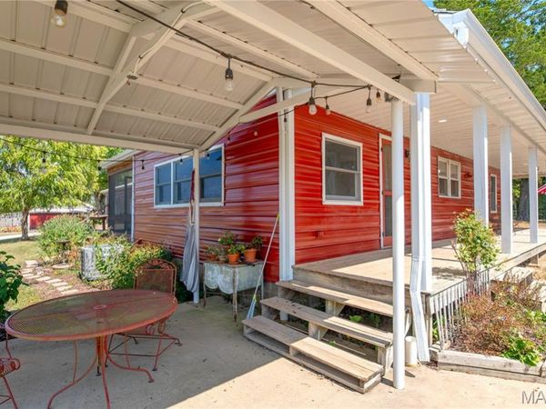 14225 Highway 68 South, St James, MO 65559