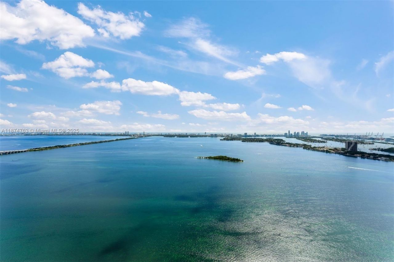 700 NE 24th St, Unit 4702, Miami, FL 33137 Photo