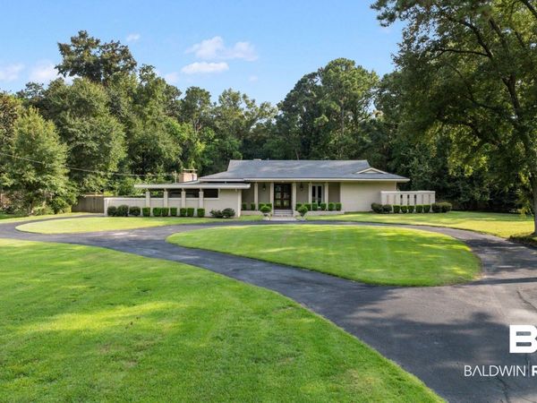 5500 Lakewood Drive, Fairhope, AL 36532