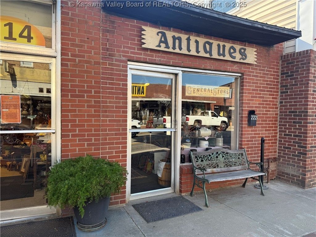 222 Washington Street Ravenswood, WV 26164