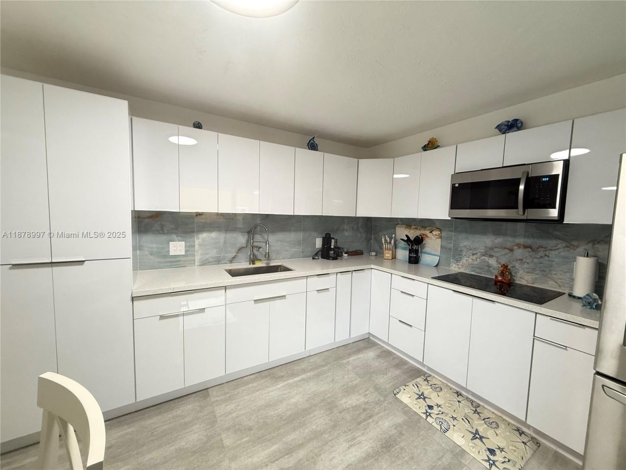 60 SE Marlin Ave, Key Largo, FL 33037 Photo