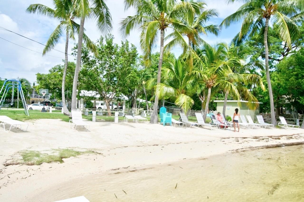 60 SE Marlin Ave, Key Largo, FL 33037 Photo