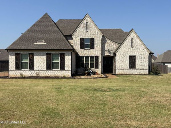 3711 Buck Run Drive, Southaven, MS 38672