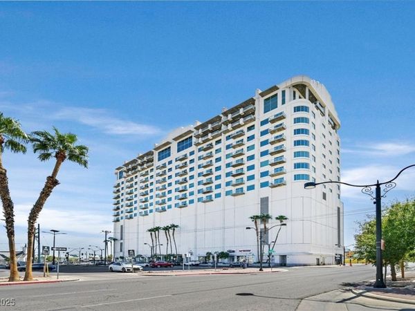 900 Las Vegas Boulevard, Unit 1403, Las Vegas, NV 89101