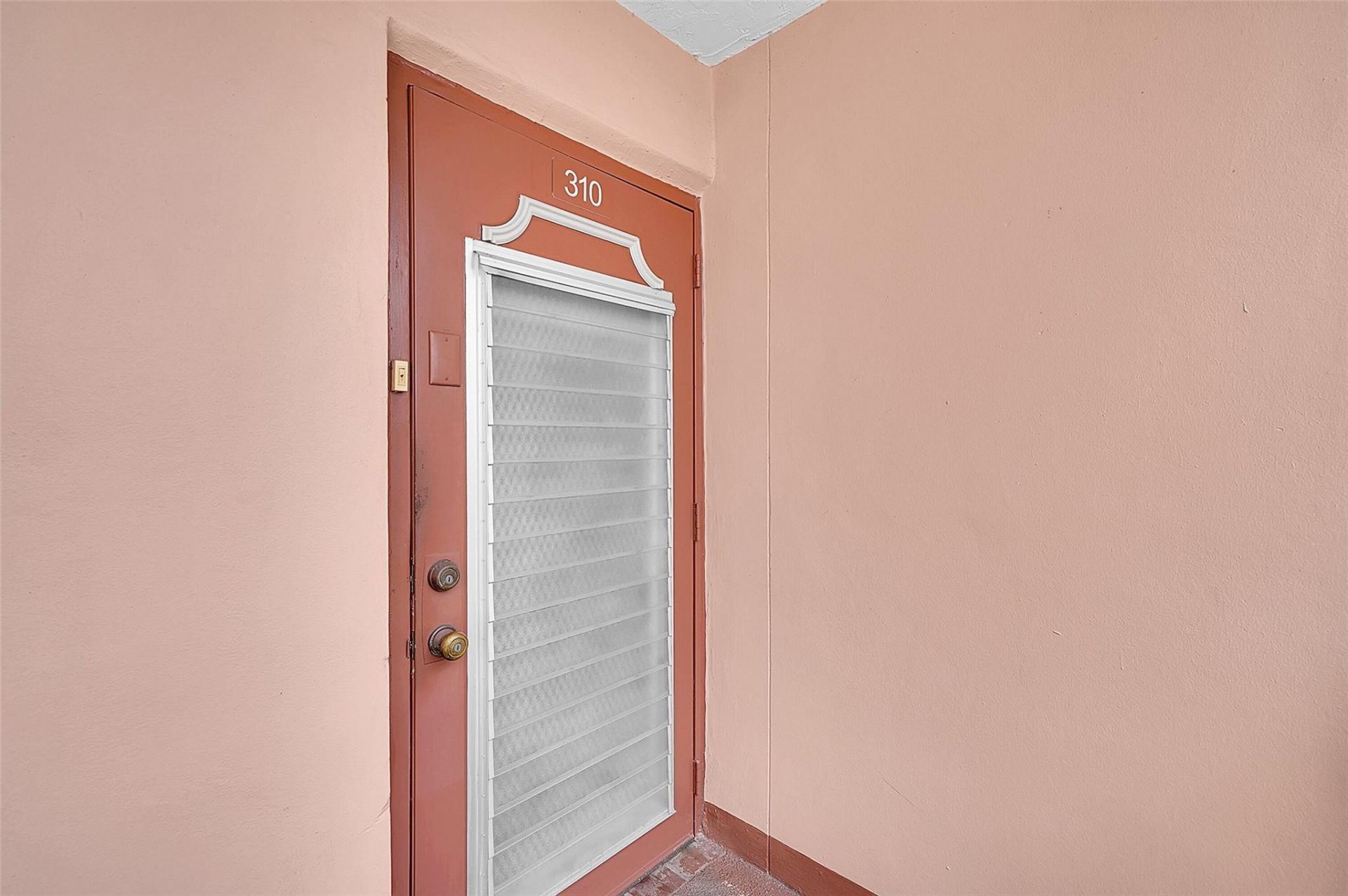 9481 Sunrise Lakes Boulevard, Unit 310, Sunrise, FL 33322 Photo