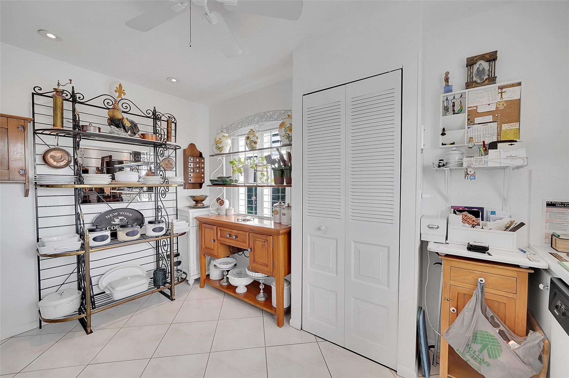9481 Sunrise Lakes Boulevard, Unit 310, Sunrise, FL 33322 Photo