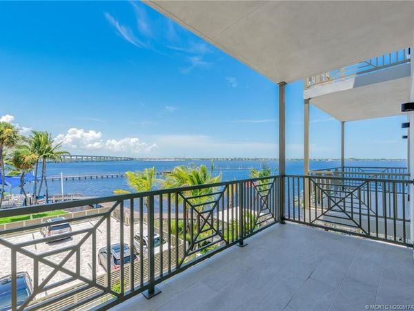 41 SW Seminole Street, Unit 305, Stuart, FL 34994