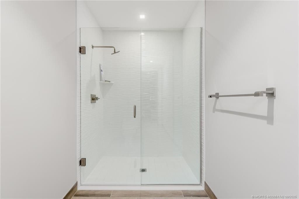 41 SW Seminole Street, Unit 305, Stuart, FL 34994 Photo