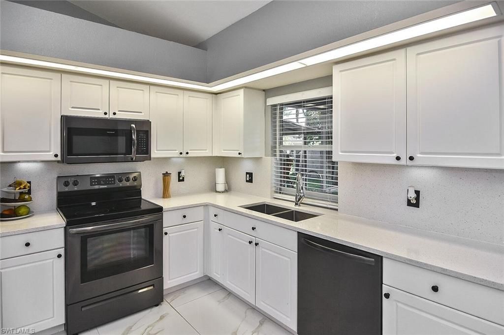 1713 NE 4th Ave, Cape Coral, FL 33909 Photo