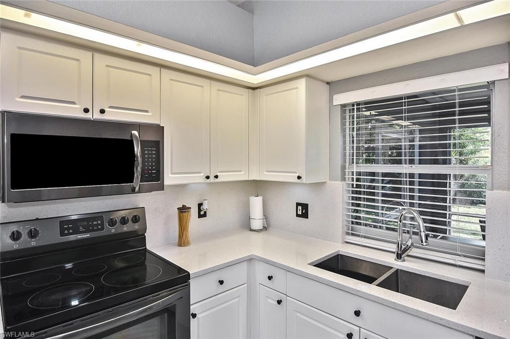 1713 NE 4th Ave, Cape Coral, FL 33909 Photo