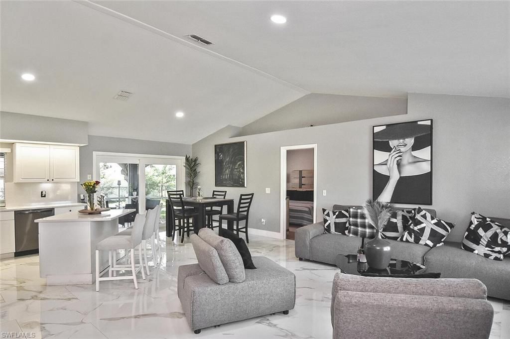 1713 NE 4th Ave, Cape Coral, FL 33909 Photo