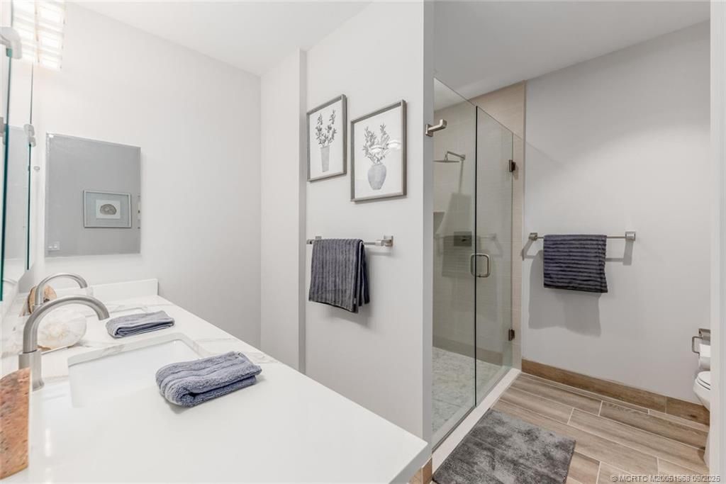 41 SW Seminole Street, Unit 410, Stuart, FL 34994 Photo