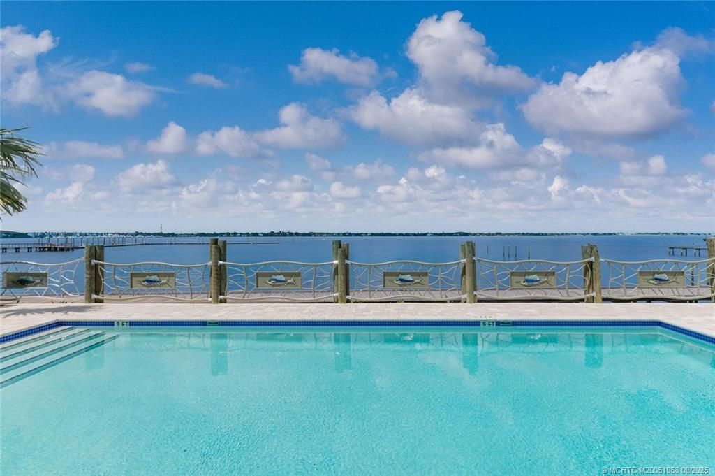 41 SW Seminole Street, Unit 410, Stuart, FL 34994 Photo