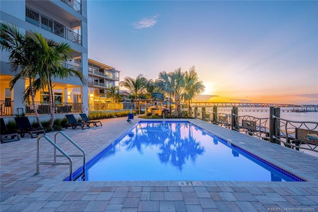 41 SW Seminole Street, Unit 210, Stuart, FL 34994 Photo