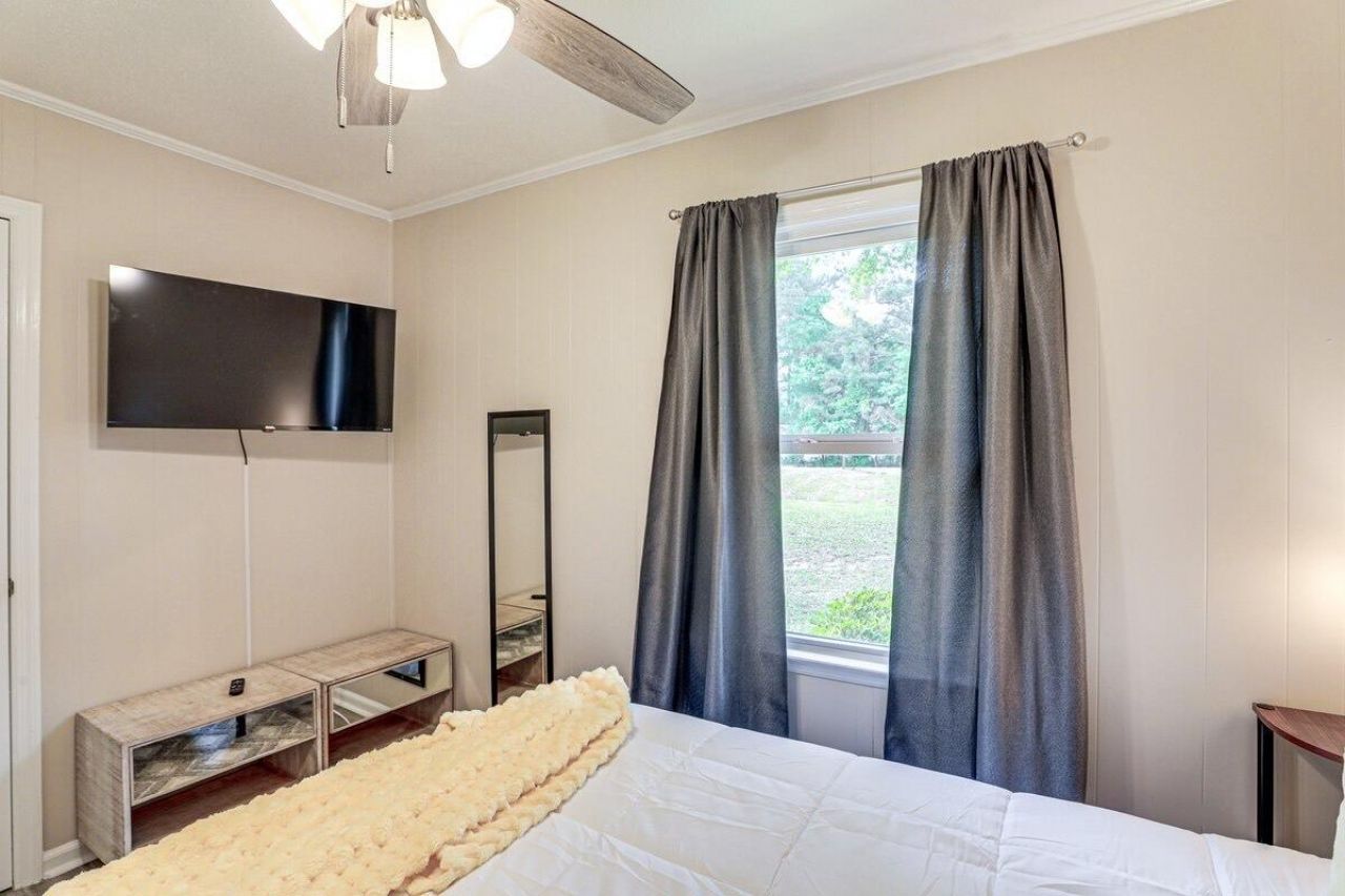 251 Industrial Road Photo 11