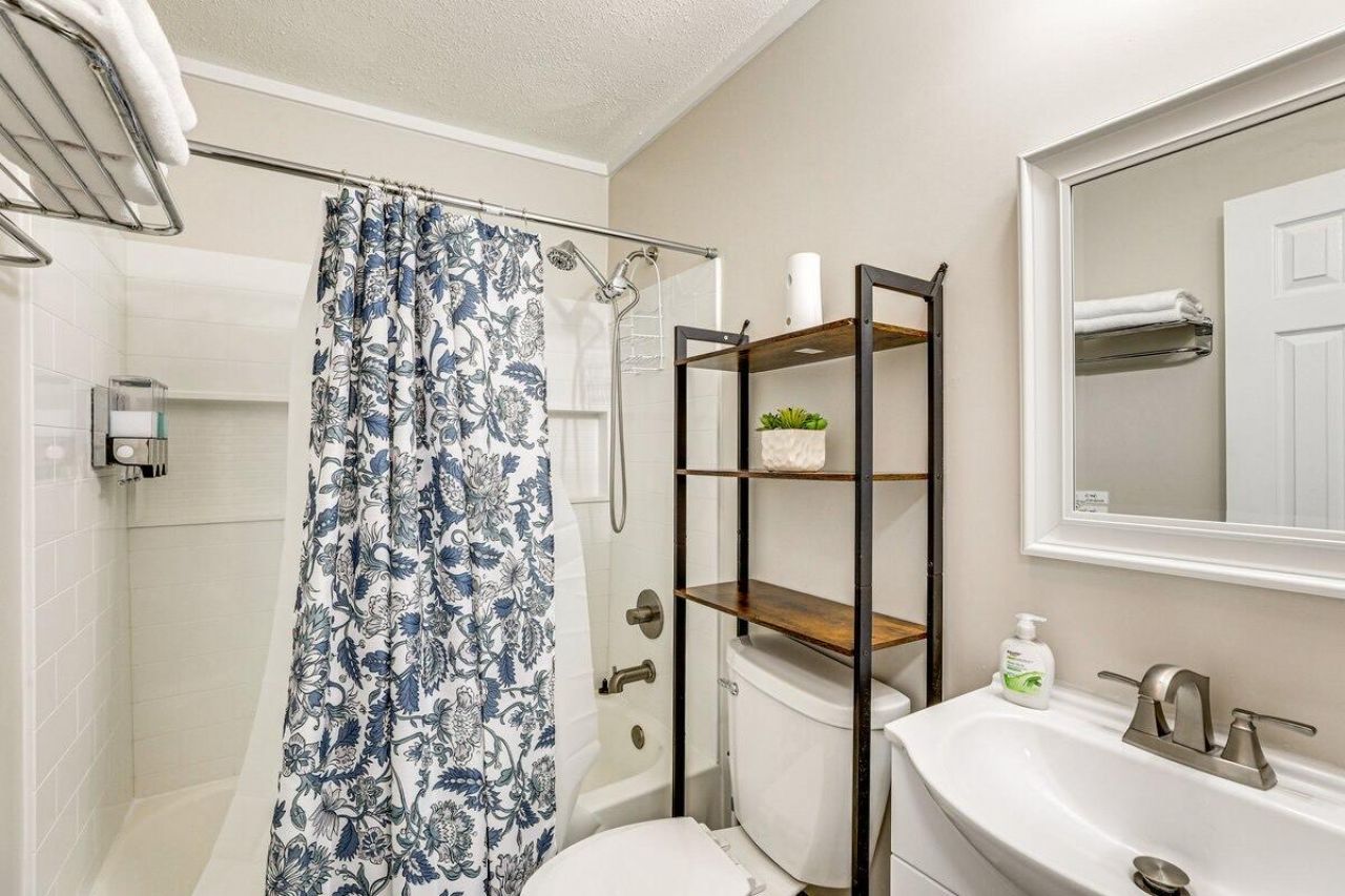 251 Industrial Road Photo 12