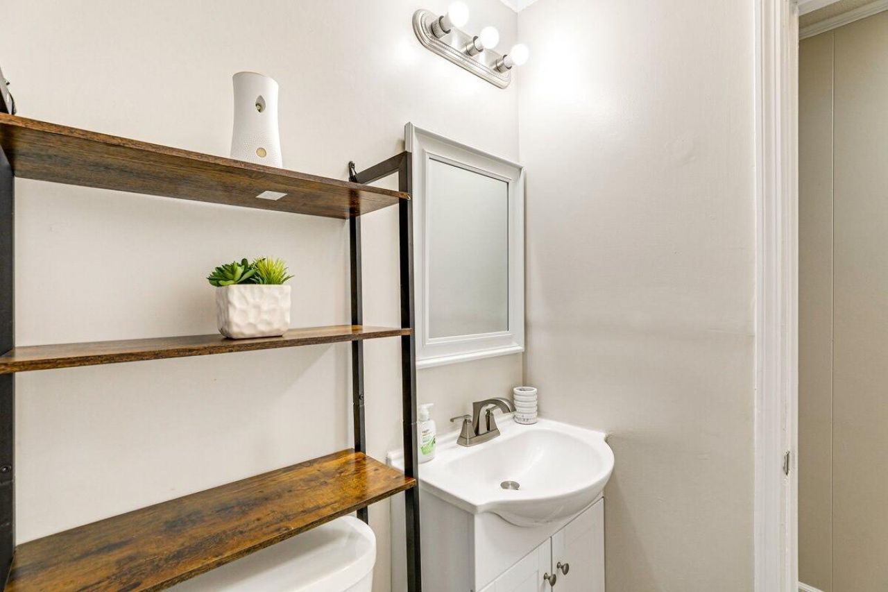 251 Industrial Road Photo 13