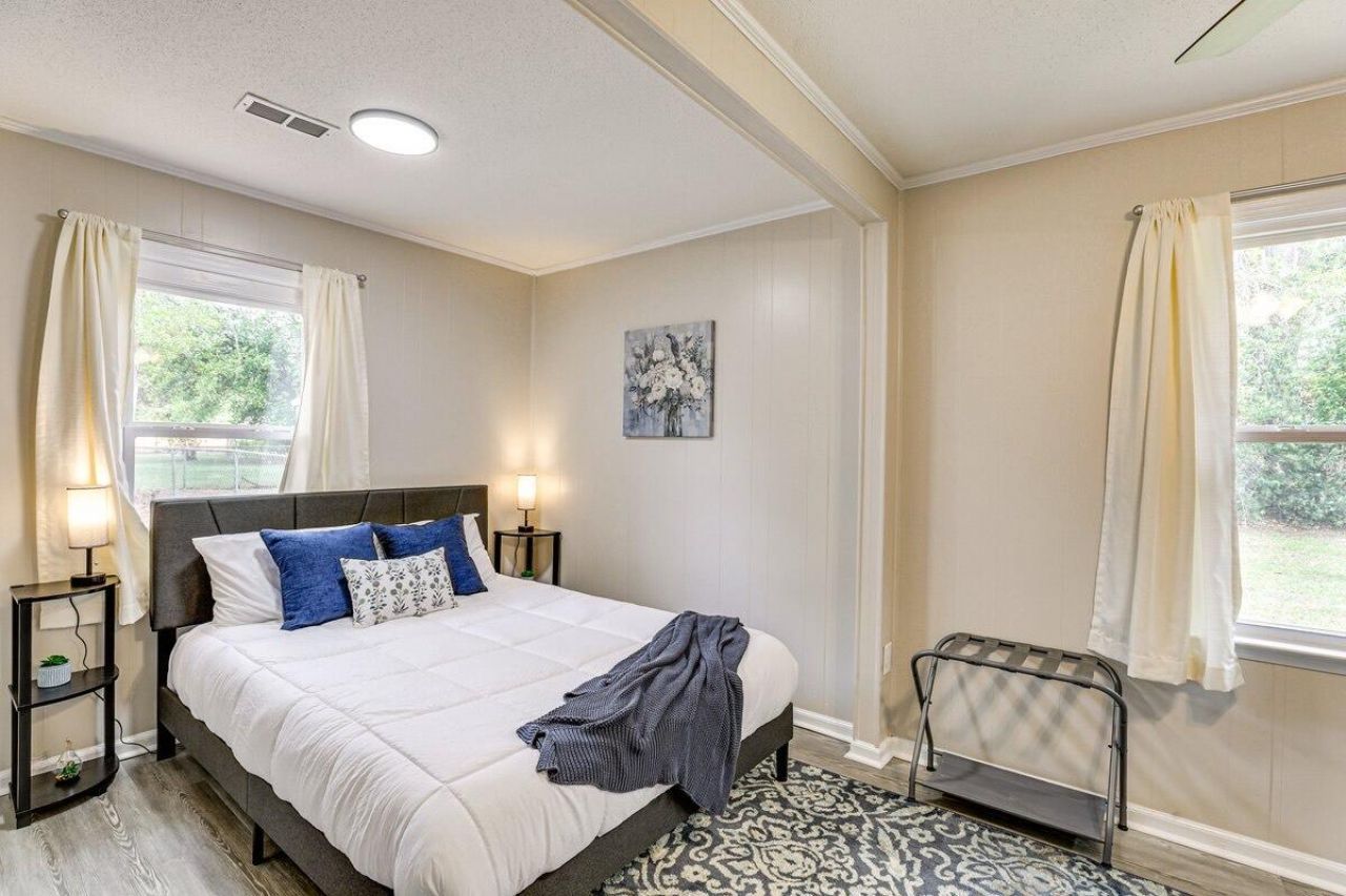 251 Industrial Road Photo 15