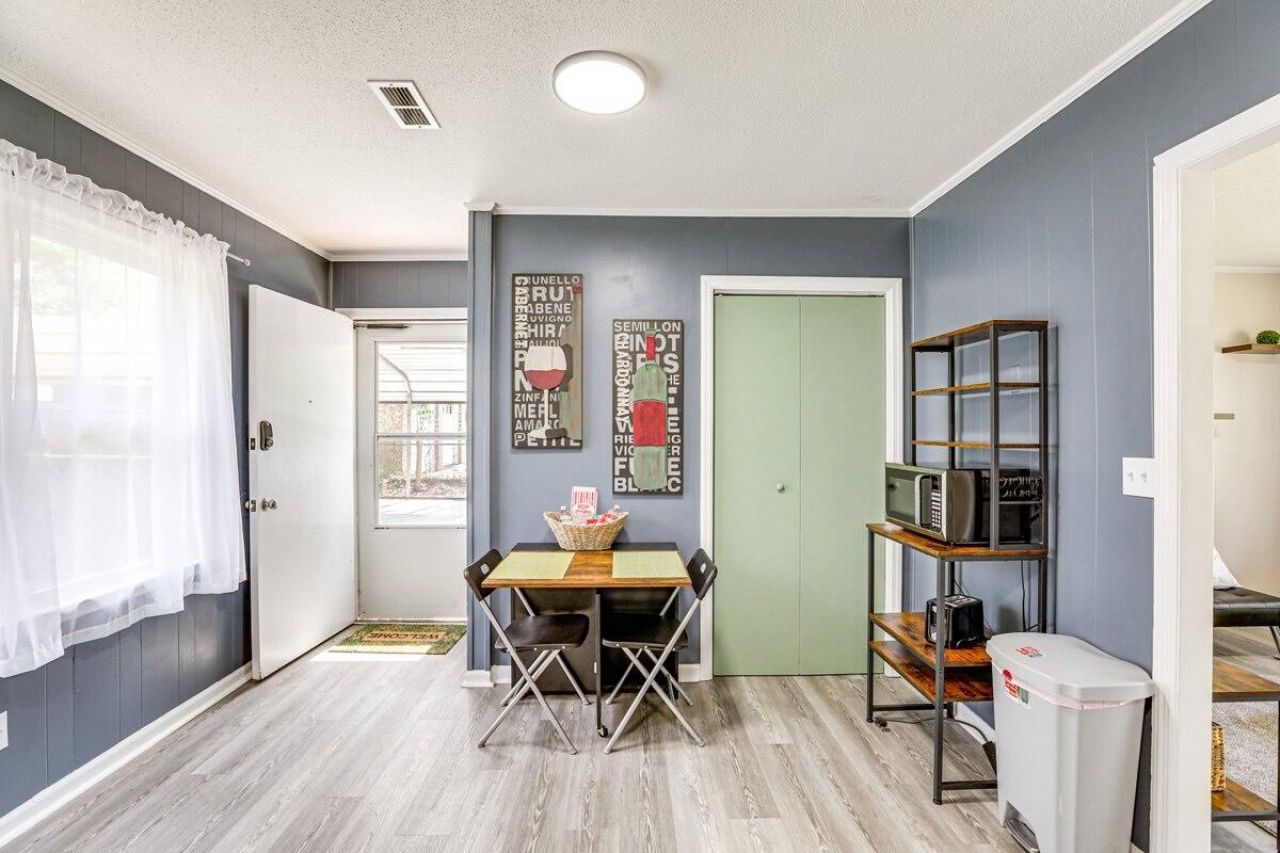 251 Industrial Road Photo 7