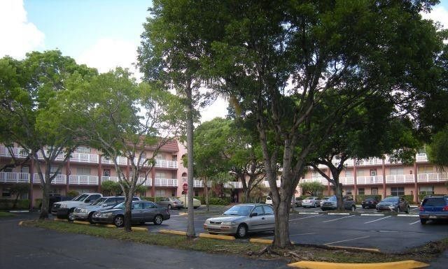 9460 Sunrise Lakes Boulevard, Unit 106, Sunrise, FL 33322 Photo