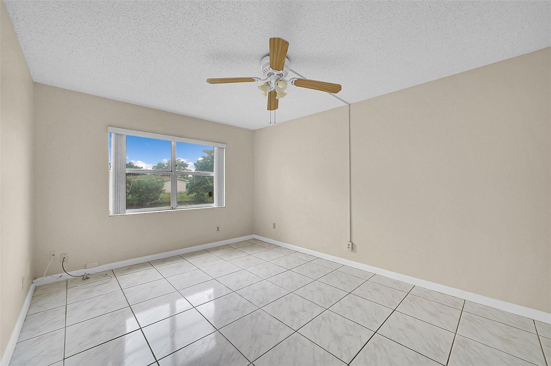 9460 Sunrise Lakes Boulevard, Unit 106, Sunrise, FL 33322 Photo