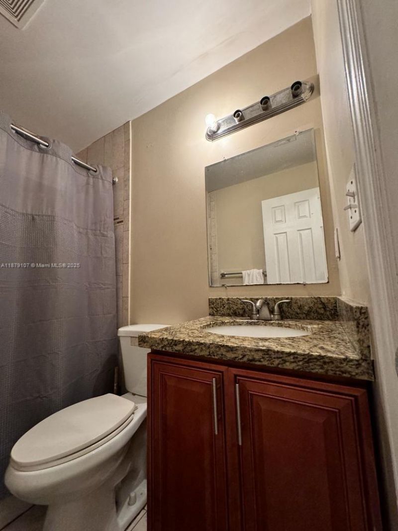 483 NW 19th St, Unit 362, Miami, FL 33136 Photo